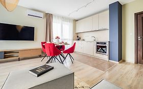 The Boulevard Luxury Apartment 2